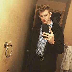 Meet your Posher, Tyler